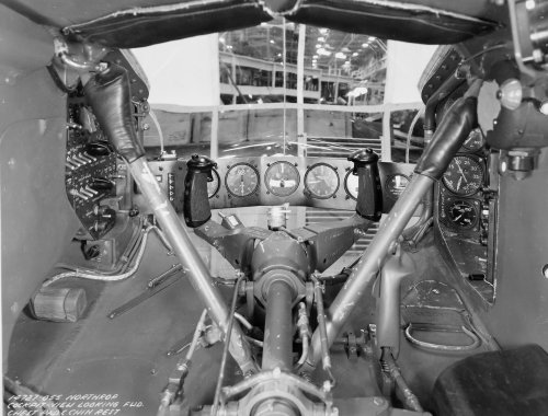 XP-79_Cockpit_B.jpg
