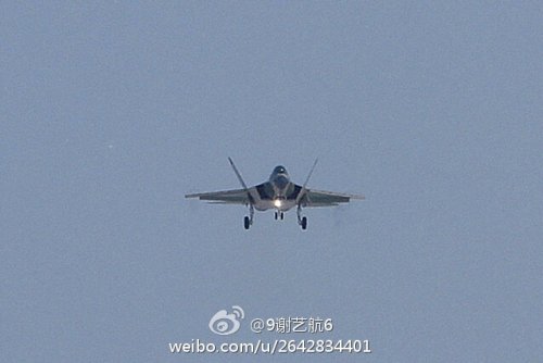 FC-31V2 maiden flight - 23.12.16 - 6.jpg