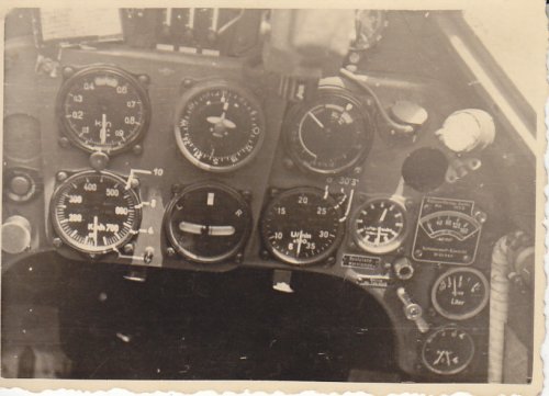 309 cockpit.jpg