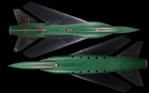Wind_tunnel_model_Dassault_Mirage_G_04.jpg