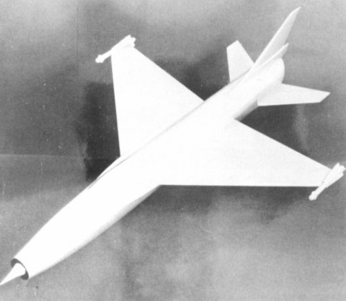 He-031_Wind Tunnel_02.jpg