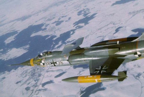 F-104-CCV.jpg