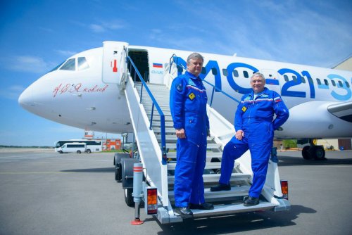 Roman Taskaev and Oleg Kononenko, Yakovlev test pilots - after 2017-05-28 MS-21 maiden flight.jpg