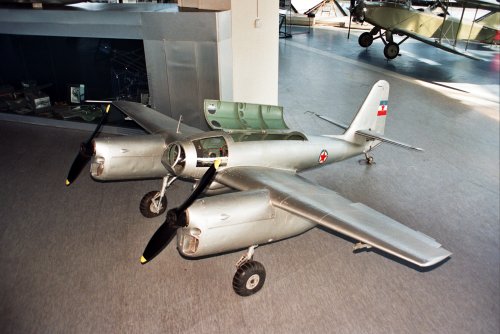 BAM-40-Ikarus_451.jpg