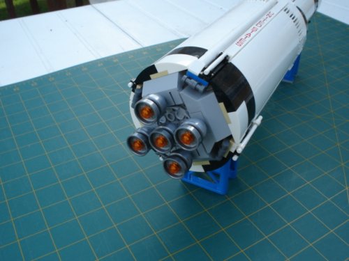 Lego Saturn V (11).JPG
