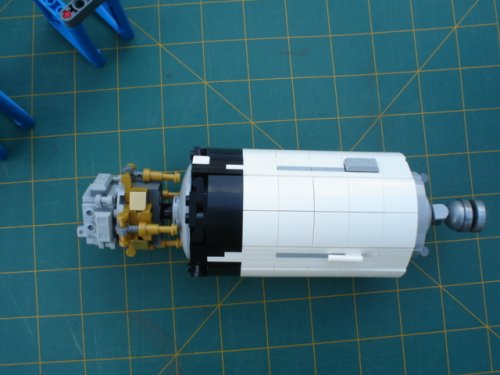 Lego Saturn V (19).JPG