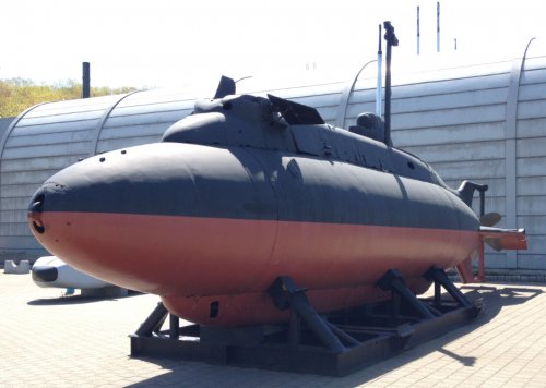 USS-X1_museum1.jpg