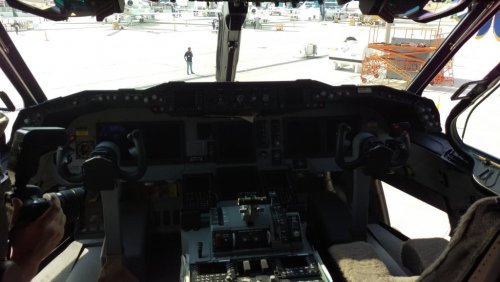 20171113_Kawasaki C-2_cockpit_DAS17_@RAeSTimR.jpg