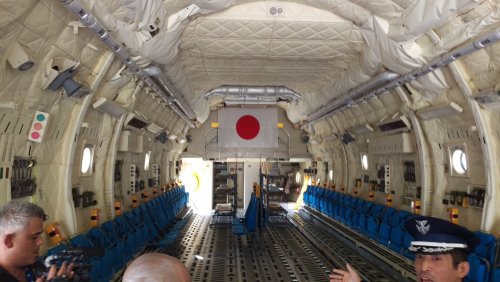 20171113_Kawasaki C-2_cabin_DAS17_@RAeSTimR.jpg