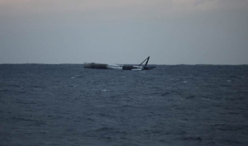 Falcon 9 Water Landing.jpg
