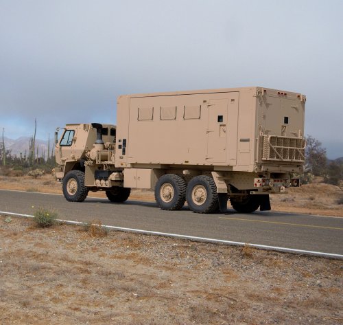 Oshkosh-produced_M1087_A1P2_2.5-ton_LTV_in_A-kit_confoguration.jpg