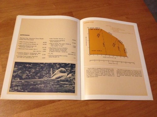 1974 Grumman Commuterliner Brochure - 10.jpg