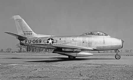 F-86J Orenda engine test-bed.jpg
