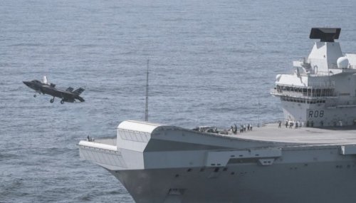 071F35BHMS Queen Elizabeth.jpg