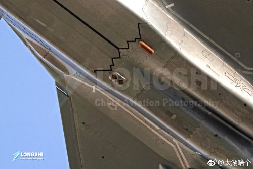 J-20-details.jpg