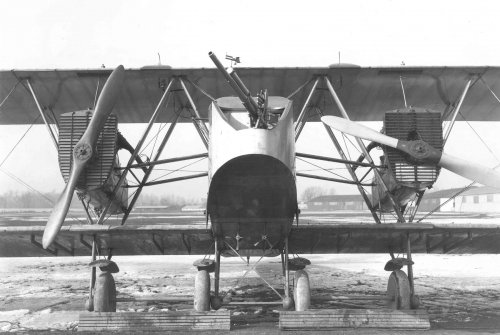 Martin_MB-1_GMC_(Glenn_Martin_Cannon)_front_view.jpg