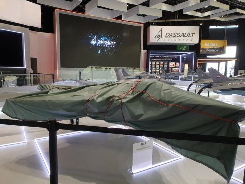 Dassault NGF indoor sous bache Bourget 2019.jpg