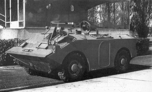 M4 №01 Vehicule de l'Avant Blinde VAB p.41_cr2.jpg