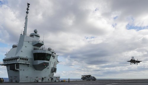 049HMS Queen ElizabethF35B17 Squadron.jpg