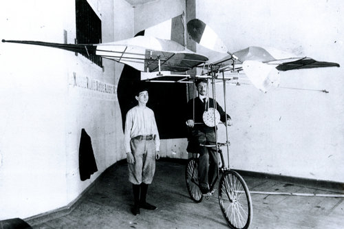 1904_schmutz_cycloplane.jpg