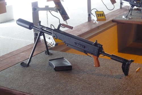 6p62machinegun1.jpg