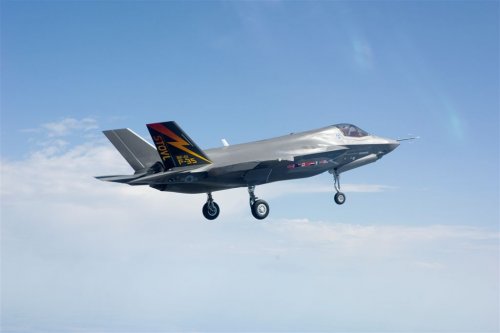 F08-38979.jpg