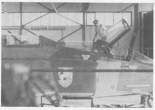 F-4_rear_gunner.jpg