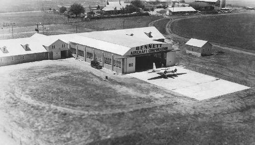 Globe_TX_Bennett_hangar.jpg