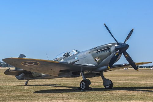 Spitfire static-6.jpg