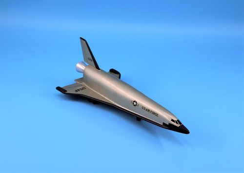 Model Shuttle Concept spacecraft U.S. Air Force Silver Gray - SDASM.jpg