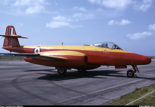 Gloster Meteor U.16-U.21.jpg