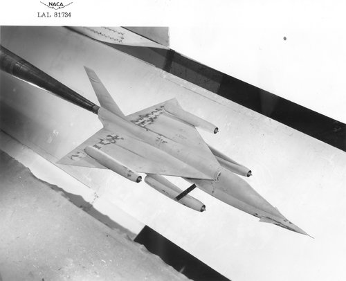 LAL_81734_Convair_MX-1964_(B-58),_Test_120,_9-24-1953.jpg