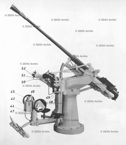 Canhão automático naval 37mm.jpg