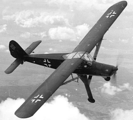 DE Fieseler Fi-256 Super Storch 1943 -1.jpg