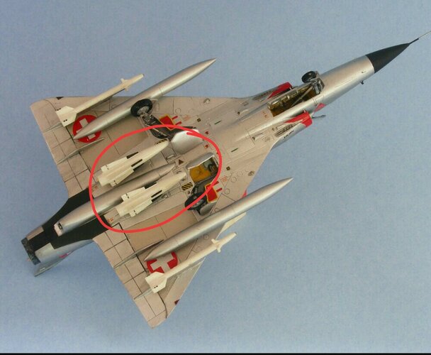 Model of Swiss Mirage IIIS's additional pylons.jpg