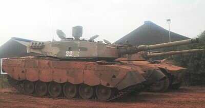 SANDF_Oliphant_mark_2_mbtank.jpg