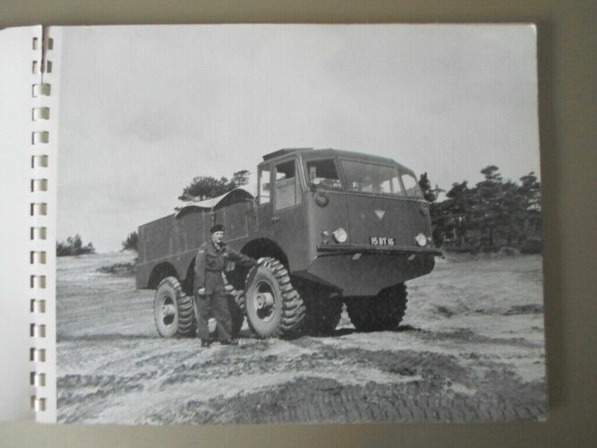 Alvis Stalwart prototype PV1 1960 04.jpg