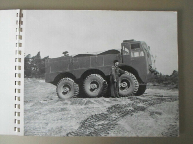 Alvis Stalwart prototype PV1 1960 05.jpg