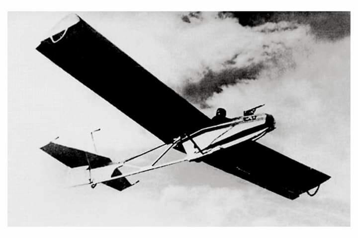 soviet gliders (2).jpg