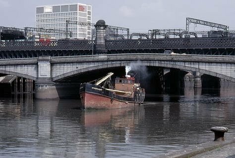 92c5104fadfb6524bbfb88c778ac88b5--tug-boats-glasgow-scotland.jpg