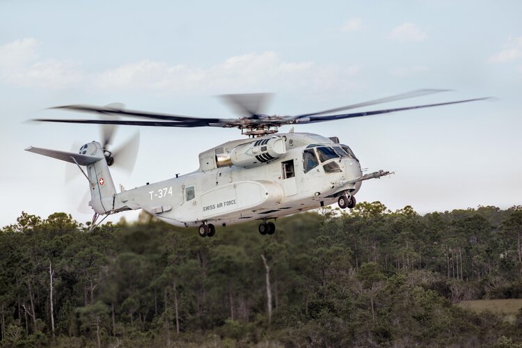 Sikorsky_CH-53K_King_Stallion_2.jpg