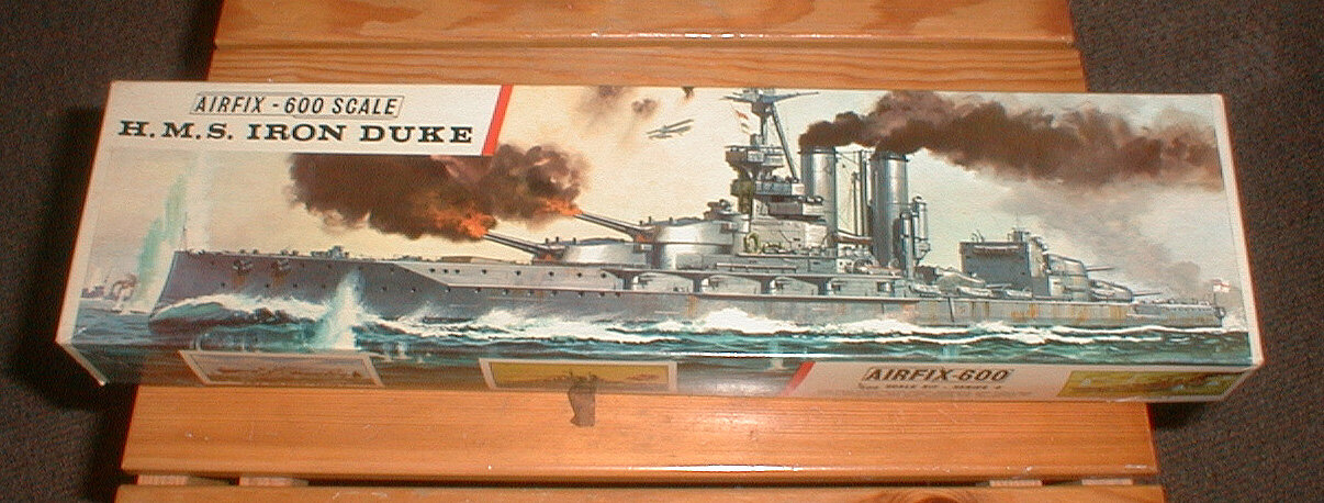 Type 3 HMS Iron Duke.jpg