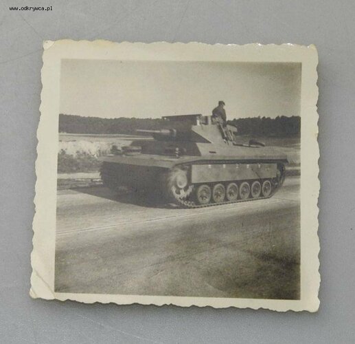 panzer iii sloped armor.jpg