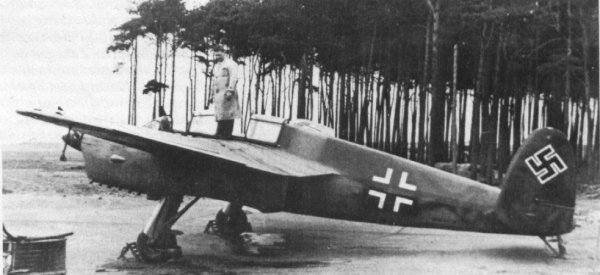 Hanriot H-232 nazi beute.jpg