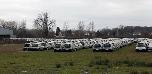 Autolib cimetière de voitures électriques Romorantin -2.jpg