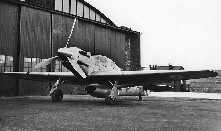 The Hawker Henley testbed (K5115) was the first aircraft to fly with a Vulture engine. The lar...jpg