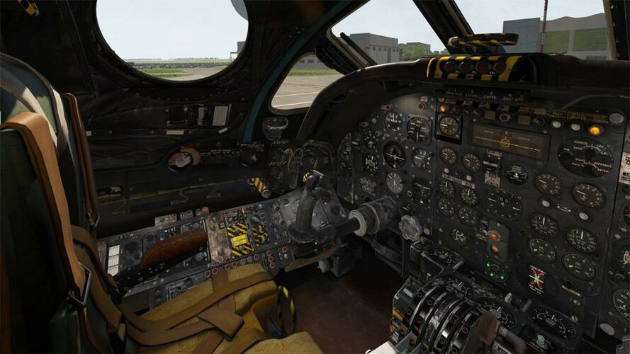Avro_Vulcan_JF_Cockpit_16.thumb.jpg.cc01fa602599b86886243ba29389c275.jpg