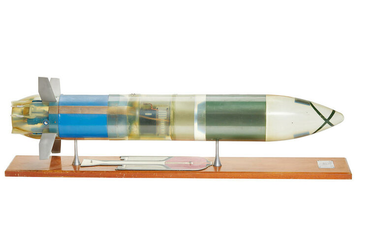 Cutaway model of Grumman 'Ranger' Infantry Heavy Assault Missile (2).jpg
