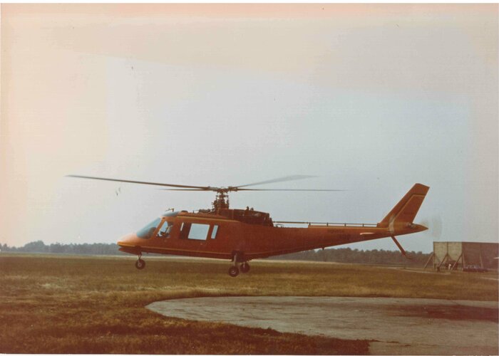 A109 primo volo.jpg