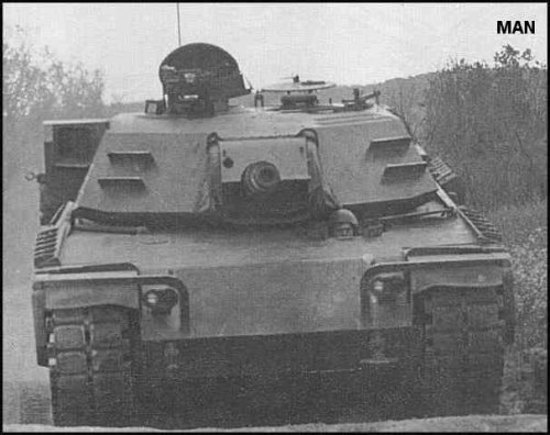 gm-xm1_001man.jpg